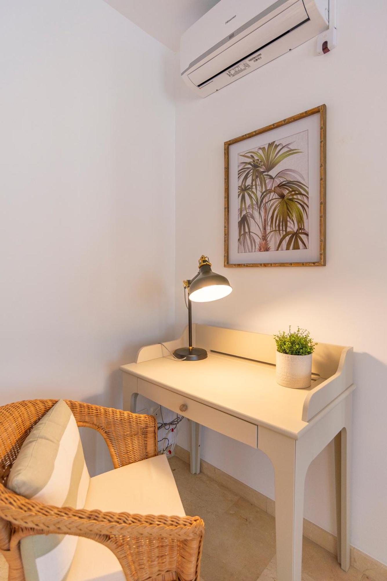 Apartment & Pool In Malaga City Center Exterior foto